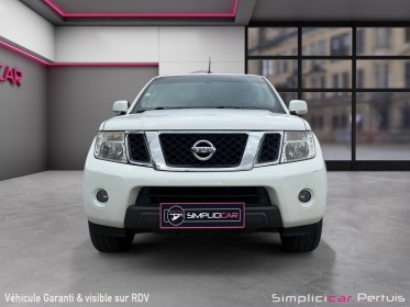 Nissan navara 2.5 dci 190 double cab xe hardtop clim attelage sièges chauffants garantie 12 mois occasion simplicicar...