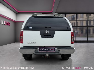 Nissan navara 2.5 dci 190 double cab xe hardtop clim attelage sièges chauffants garantie 12 mois occasion simplicicar...