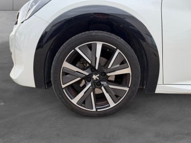 Peugeot 208 100 ss eat8 gt line - courroie changée - caméra 360° - carplay - garantie 12 mois occasion simplicicar nimes -...