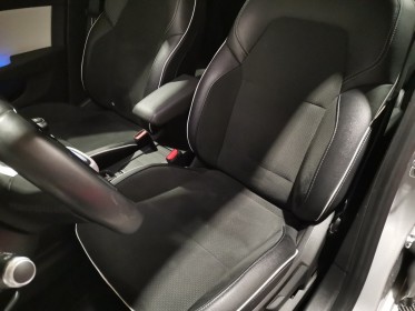 Renault clio v tce 100ch gpl-21n finition intens freinage neuf carplay origine france garantie 12 mois occasion simplicicar...