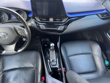 Toyota c-hr hybride pro c-hr pro 122h graphic occasion simplicicar lille  simplicicar simplicibike france