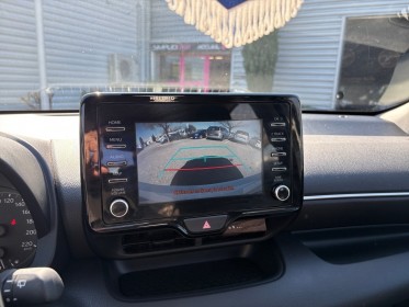 Toyota yaris hybride my22 116h dynamic / camÉra / car play / gps / clim / 1 Ère main /garantie toyota occasion simplicicar...