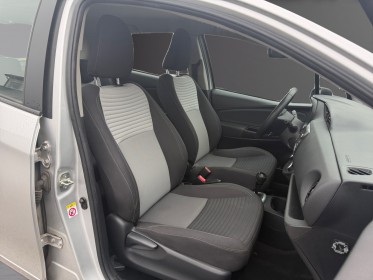 Toyota yaris hybride mc2 100h dynamic garantie 12 mois occasion simplicicar beaune simplicicar simplicibike france