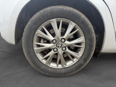 Toyota yaris hybride mc2 100h dynamic garantie 12 mois occasion simplicicar beaune simplicicar simplicibike france