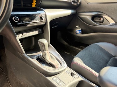 Toyota yaris cross hybride my22 116h 2wd gr sport carplay alcantara full entretiens et garantie 10 ans constructeur occasion...