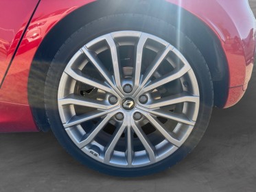 Renault clio iv r.s 1.6 turbo 200 edc garantie 12 mois occasion simplicicar evreux simplicicar simplicibike france