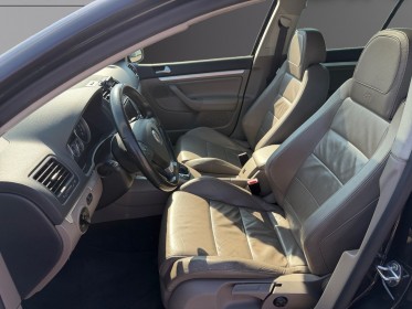 Volkswagen golf r32 3.2 v6 250 4motion dsg sièges chauffants toit ouvrant radar de recul occasion barberey simplicicar...