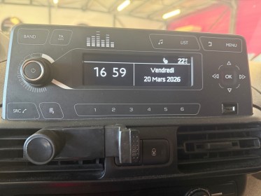 Peugeot partner fourgon 1.6l hdi plaquage bois attelage galerie garantie 12 mois occasion simplicicar brive la gaillarde ...