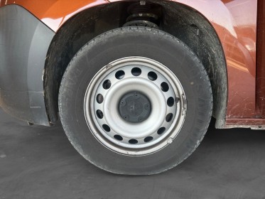 Peugeot partner fourgon 1.6l hdi plaquage bois attelage galerie garantie 12 mois occasion simplicicar brive la gaillarde ...