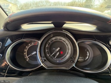 Ds ds 3 110 bvm5 performance line garantie 12 mois occasion simplicicar pertuis  simplicicar simplicibike france