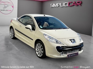 Peugeot 207 cc 1.6 vti 16v 120ch feline entretien complet garantie 12 mois occasion simplicicar royan simplicicar...