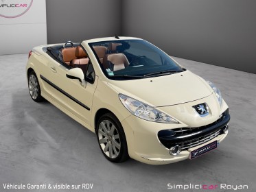 Peugeot 207 cc 1.6 vti 16v 120ch feline entretien complet garantie 12 mois occasion simplicicar royan simplicicar...