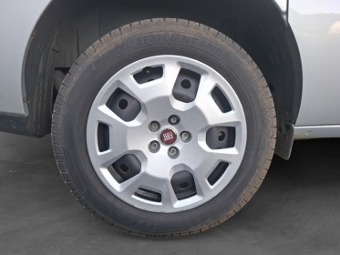 Fiat doblo cargo ft 1.6 multijet 120 business - garantie 12 mois - tva récupérable occasion simplicicar velay simplicicar...