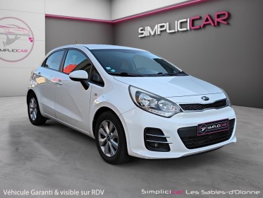 Kia rio 1.1 crdi 75 isg série limitée urban chic occasion simplicicar les sables-d'olonne simplicicar simplicibike france