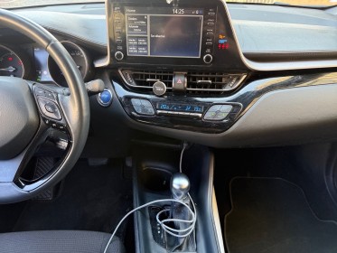Toyota c-hr hybride my23 1.8l dynamic occasion cannes (06) simplicicar simplicibike france