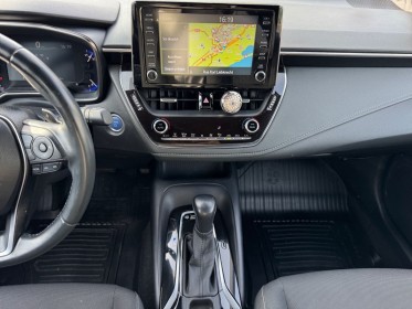 Toyota corolla pro hybride 184h dynamic business garantie 12 mois occasion montpellier (34) simplicicar simplicibike france