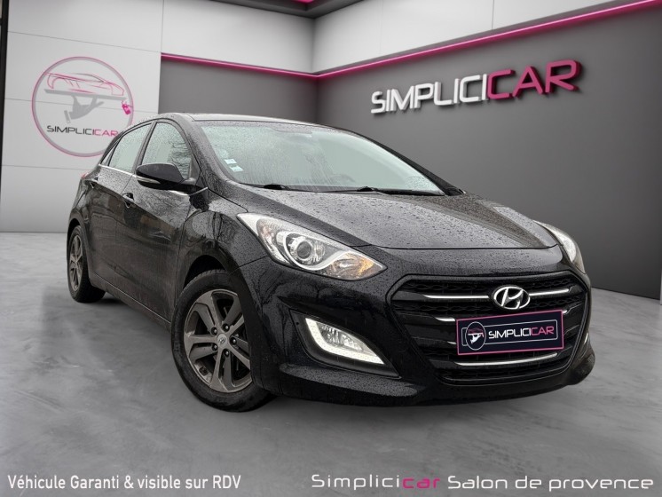 Hyundai i30 sw 1.6 crdi 110 blue drive intuitive / climatisation / radars arriÈres / bluetooth / factures / garantie 12 mois...