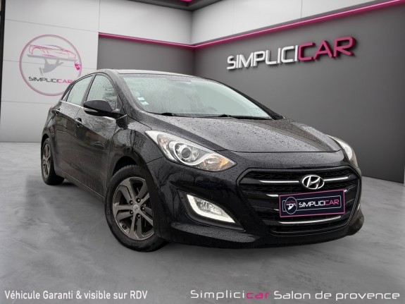 Hyundai i30 sw 1.6 crdi 110 blue drive intuitive / climatisation / radars arriÈres / bluetooth / factures / garantie 12 mois...