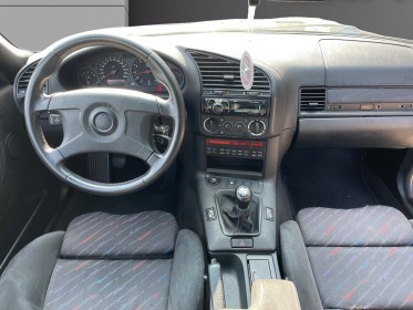 Bmw m3 coupe e36 3.0 pack sièges cobra toit ouvrant garantie 12 mois occasion simplicicar genevois simplicicar simplicibike...