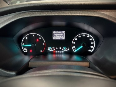 Ford tourneo custom 310 l1h1 2.0 ecoblue 170 bva sport carplay attelage caméra de  recul 8 places occasion simplicicar...
