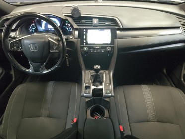 Honda civic 2017 1.0 i-vtec 129 executive carplay caméra gps entretien honda garantie 12 mois occasion simplicicar...