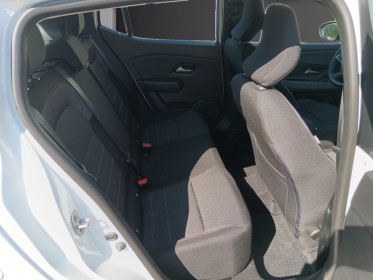 Dacia sandero 1.0 tce 90ch stepway expression / faible kilométrage / 2045 kms  / neuve occasion réunion ville st pierre...