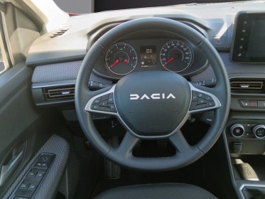 Dacia sandero 1.0 tce 90ch stepway expression / faible kilométrage / 2045 kms  / neuve occasion réunion ville st pierre...