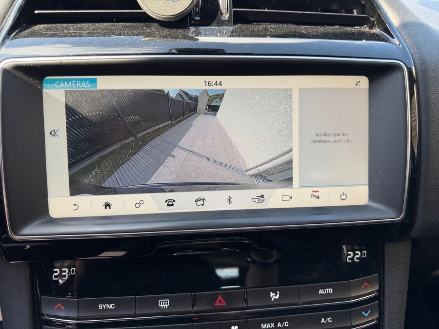 JAGUAR d'occasion F-PACE 2.0D 180 PRESTIGE AWD BA de 2018 Saint