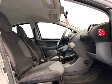 Peugeot 107 1.4 hdi 54ch blue lion urban move occasion simplicicar strasbourg simplicicar simplicibike france