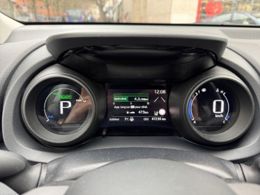 Toyota yaris hybride my22 116h design carplay caméra de recul garantie 12 mois occasion montreuil (porte de vincennes)(75)...