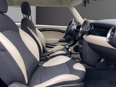 Mini mini cooper 122 ch baker street française clim auto garantie 12 mois occasion simplicicar genevois simplicicar...