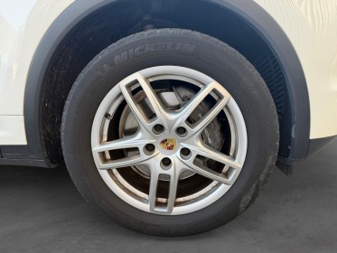 Porsche cayenne 3.0d v6 platinium edition tiptronic s a toit panoramique interieur cuir garantie 12 mois occasion simplicicar...