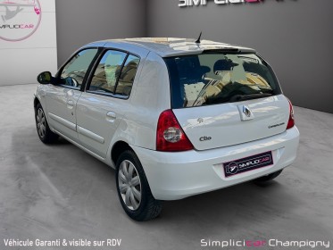 Renault clio campus 1.2 60 eco2 campus - climatisation - disribution neuve - faible kilométrage - garantie 12 mois occasion...