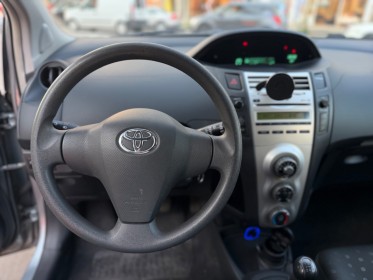Toyota yaris ii 1.0 - 69 vvt-i occasion paris 17ème (75)(porte maillot) simplicicar simplicibike france