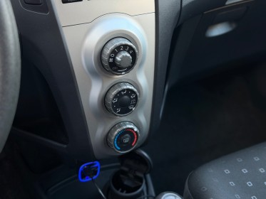 Toyota yaris ii 1.0 - 69 vvt-i occasion paris 17ème (75)(porte maillot) simplicicar simplicibike france