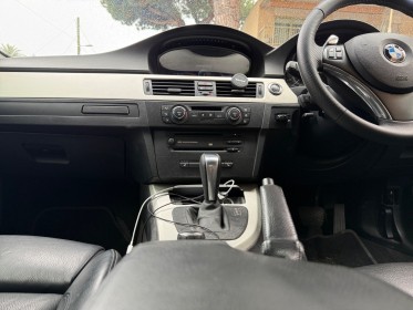 Bmw serie 3 coupe e92 335i sport steptronic a rhd occasion cannes (06) simplicicar simplicibike france