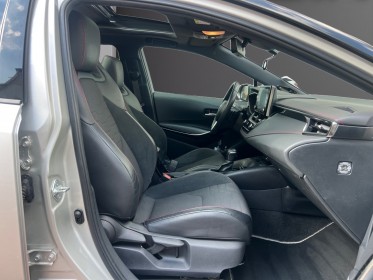 Toyota corolla touring sports hybride my21 184h gr sport carplay toit panoramique caméra très bon état garantie toyota...