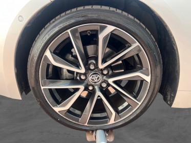 Toyota corolla touring sports hybride my21 184h gr sport carplay toit panoramique caméra très bon état garantie toyota...