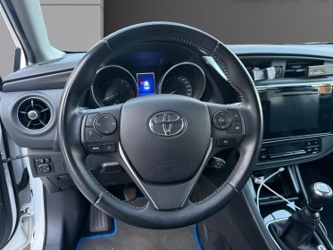 Toyota auris 1.2t design radar de recul entretien complet garantie 12 mois occasion montreuil (porte de vincennes)(75)...