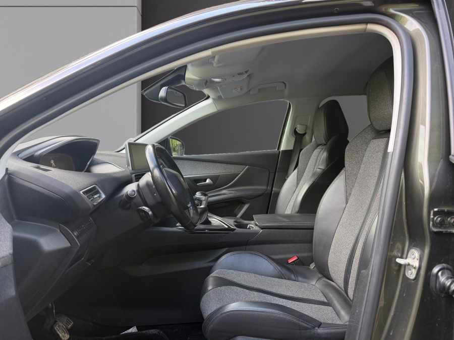 PEUGEOT d'occasion 3008 1.5 BlueHDi 130 de 2018 Champigny sur Marne