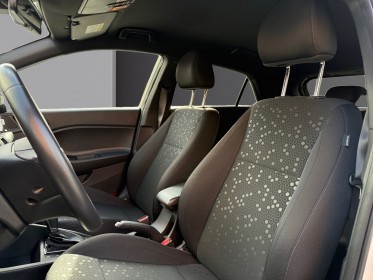 Hyundai i20 active 1.0 t-gdi 100 dct-7 active black ride caméra de recul  entretien complet  barre de toit  garantie 12 mois...