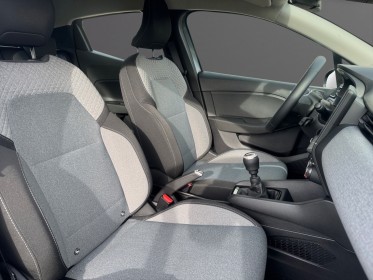 Renault clio v nouvelle tce 90 evolution carplay garantie 12 mois europe occasion simplicicar perpignan  simplicicar...