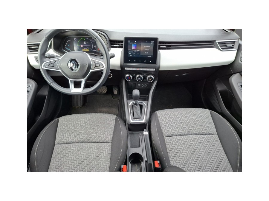 RENAULT d'occasion CLIO 1.6 E-TECH 145 EQUILIBRE de 2022 Champigny