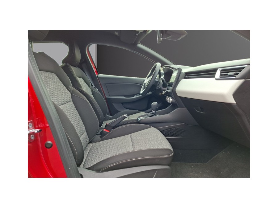 RENAULT d'occasion CLIO 1.6 E-TECH 145 EQUILIBRE de 2022 Champigny