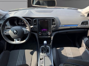 Renault megane iv berline tce 140 fap gt-line  garantie 12 mois   caméra de recul occasion simplicicar lyon nord simplicicar...