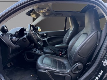 Smart fortwo coupe 1.0 71 ch ba6 prime - pack sport - caméra de recul - sièges chauffants en cuir - toit panoramique...
