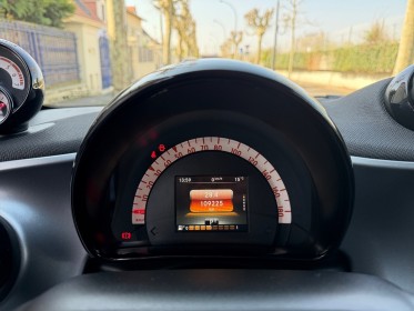 Smart fortwo coupe 1.0 71 ch ba6 prime - pack sport - caméra de recul - sièges chauffants en cuir - toit panoramique...