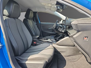 Peugeot 208 electrique 50 kwh 136ch allure pack soh 98,6 % occasion osny simplicicar simplicibike france