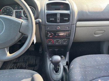 Renault clio 1.4i 16v expression proactive a - boite automatique - toit panoramique occasion simplicicar lagny  simplicicar...