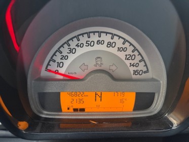 Smart fortwo 71ch toit panoramique vitres Électrique garantie 12 mois occasion paris 17ème (75)(porte maillot) simplicicar...